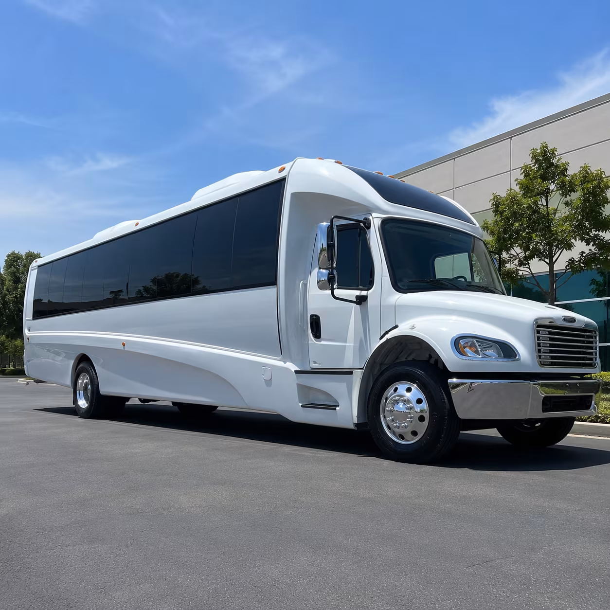beaverton 25 passenger minibus