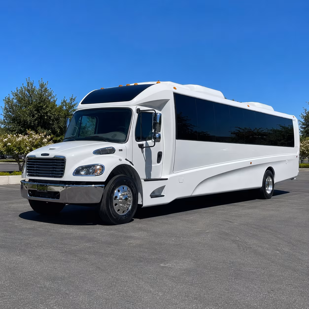 beaverton 30 passenger minibus