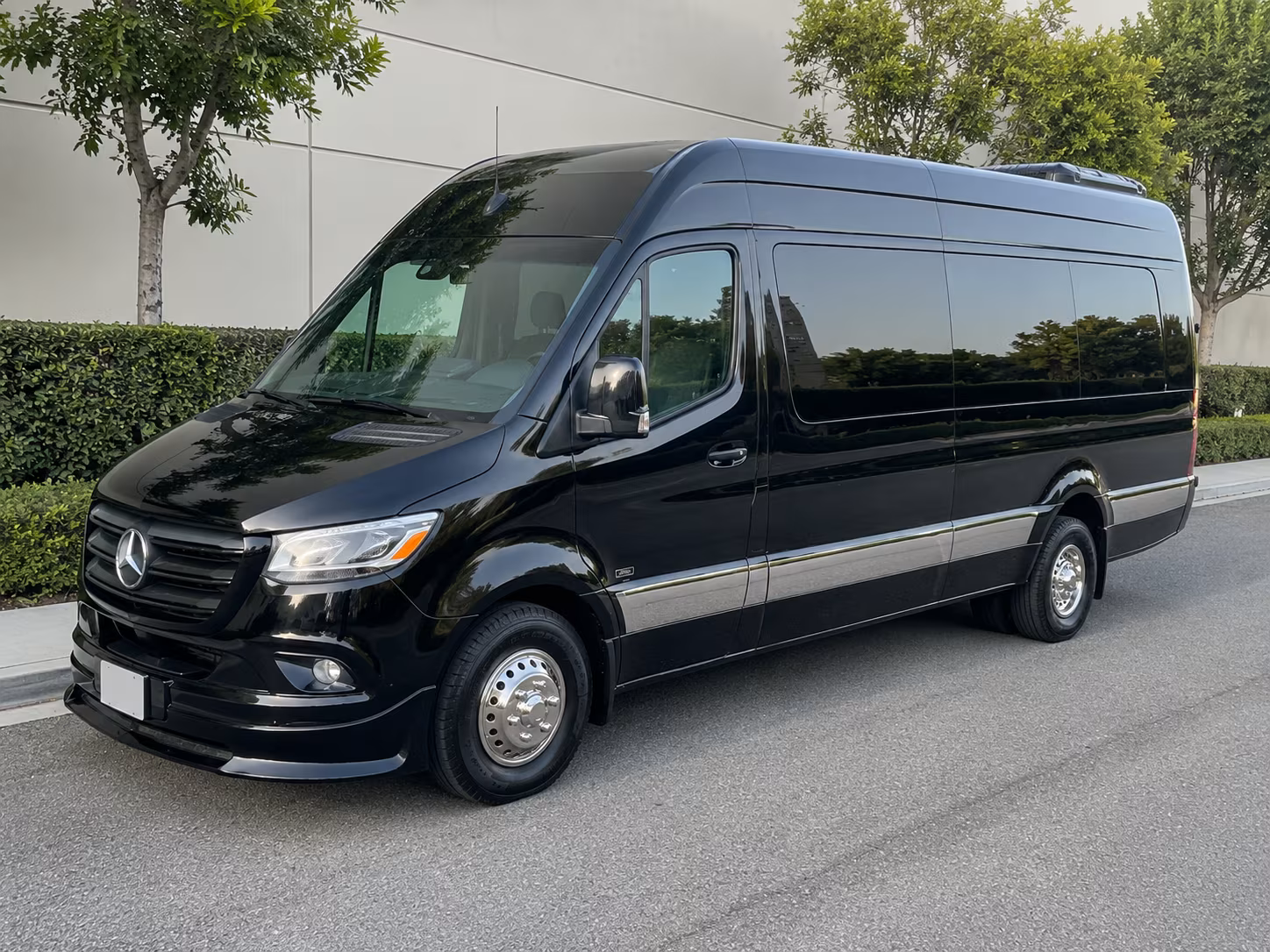 bridal party sprinter vans and minibuses on your beaverton wedding day