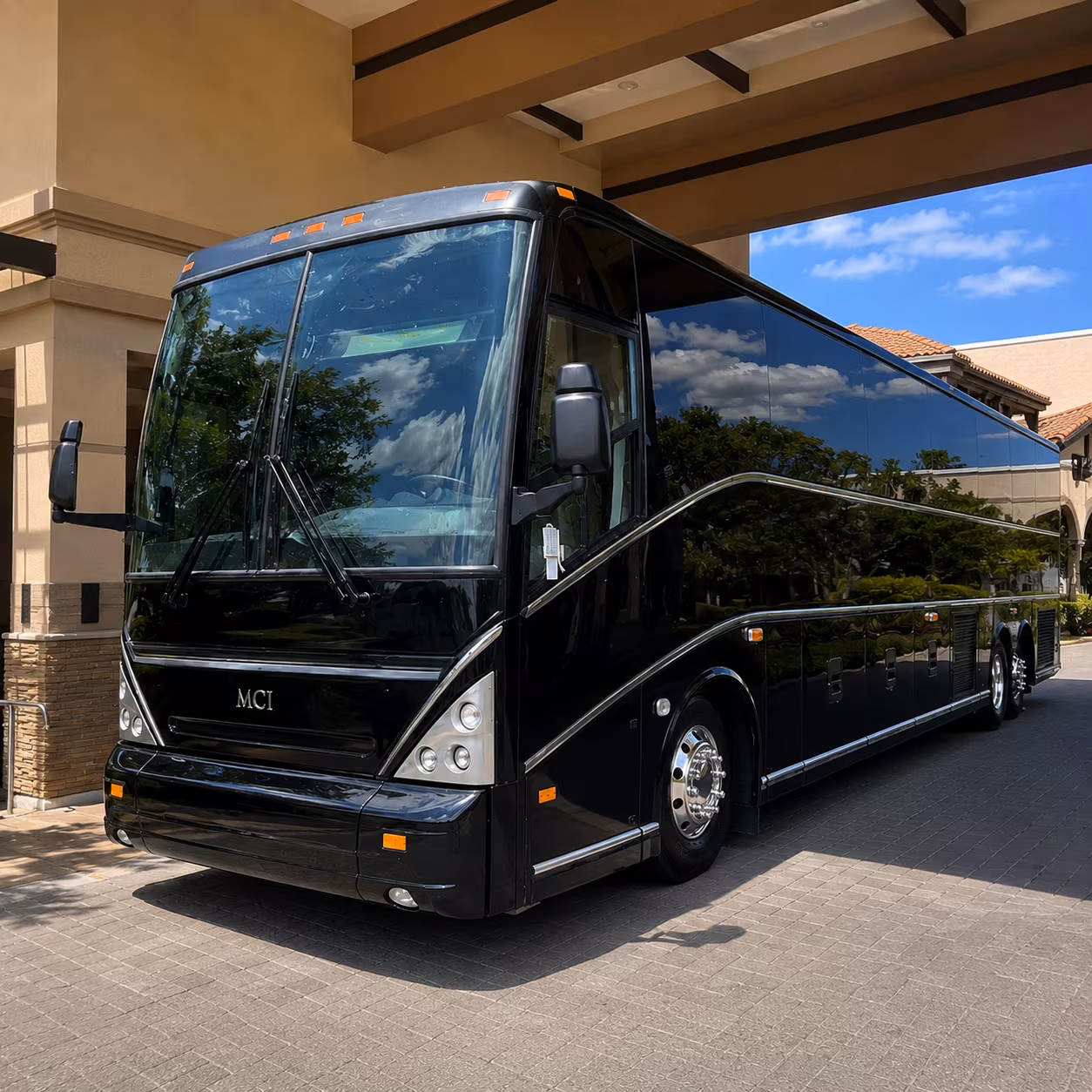 charter buses for corporate wine tour groups in the willamette valley