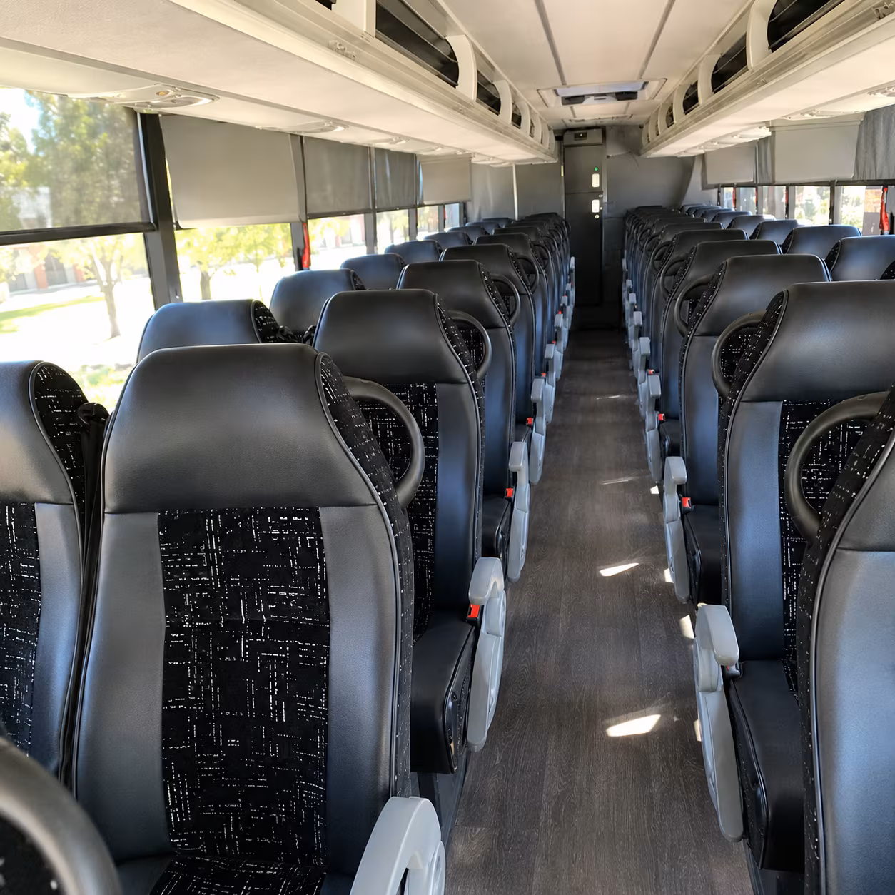 easily book transportation for your next prom 5
