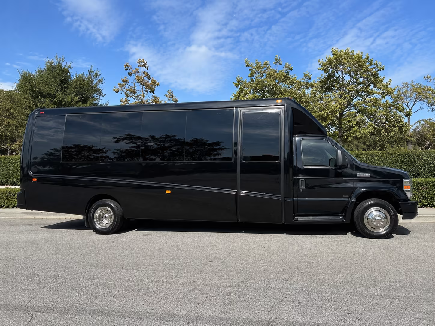 easily book transportation for your next wedding 2